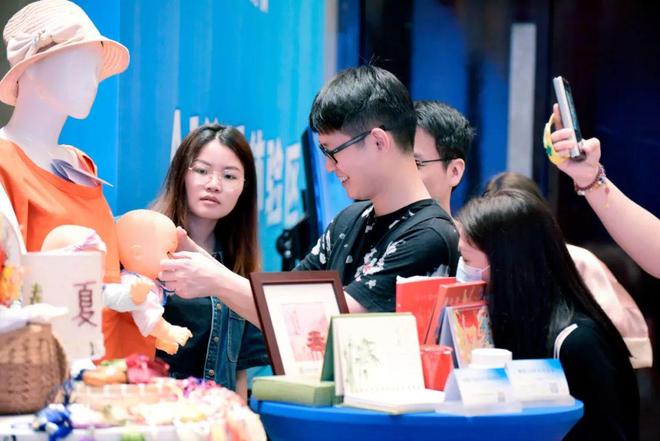 啄木鸟footballers 因为庆祝动作像啄木鸟点头