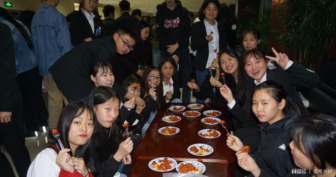 无码亚洲精品乱伦 亚洲影视产业近年来蓬勃发展