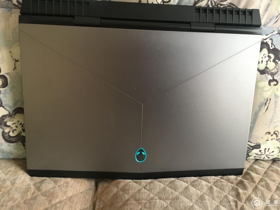 laplestar二创 苏醒与抉择：主角激活核心后