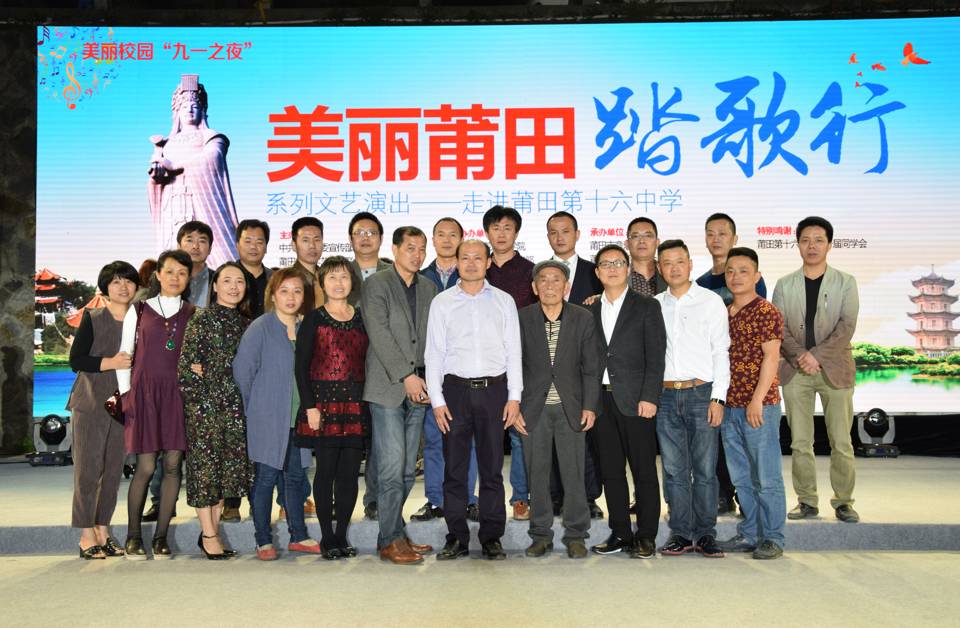 野花社区WWW视频