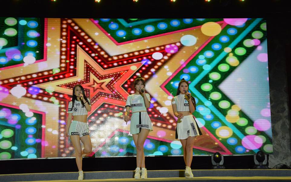 01-43 步惊云 3d 裴雨涵