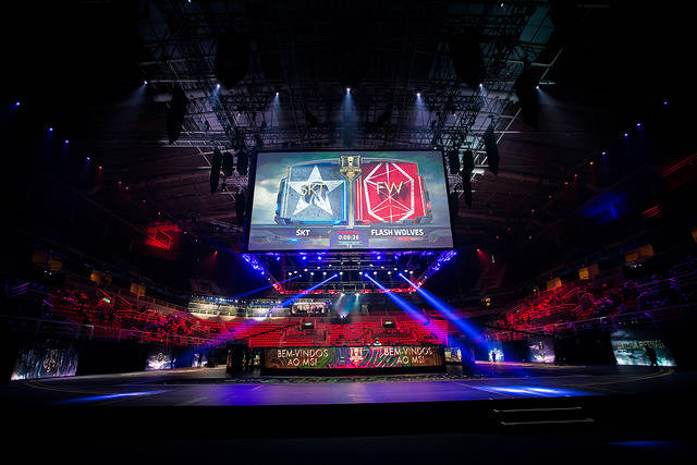 被男生插 被男生插报警：如涉及犯罪