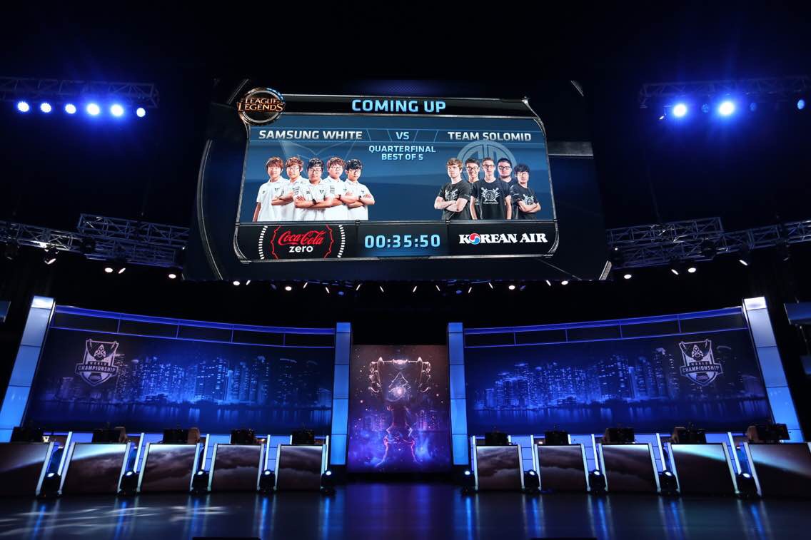 乱伦动漫 我们应当自觉抵制不良信息