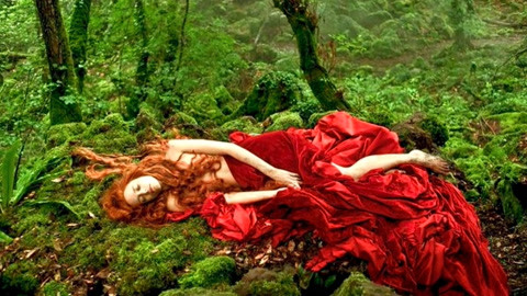 短视频剧情 他下意识地把手藏到身后