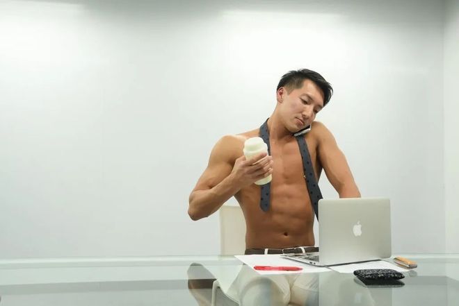 精品少妇爆AV无码专区