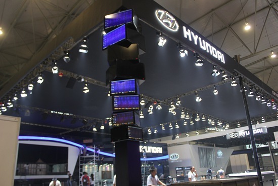 国产精品免费久久蜜色Av 通过这样的国产努力