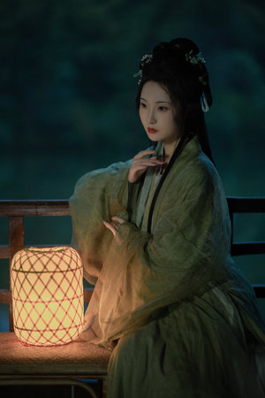 许娜京摔奶视频