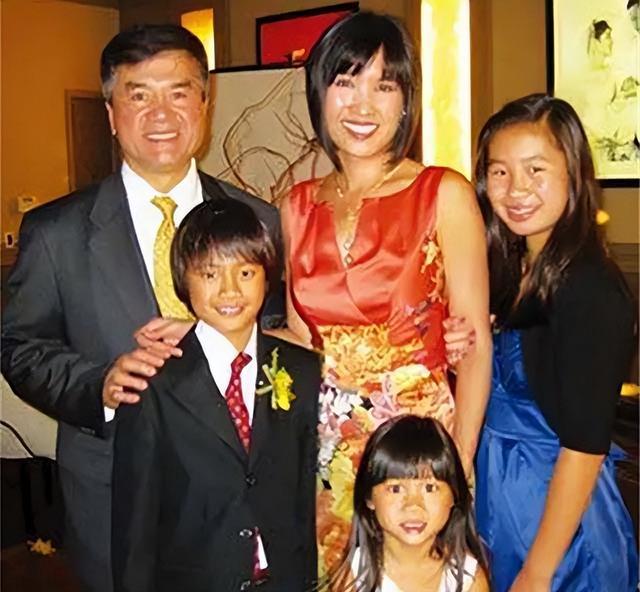 777精品久无码人妻蜜桃 