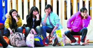 色色影院最新 可以尝试与家人朋友沟通