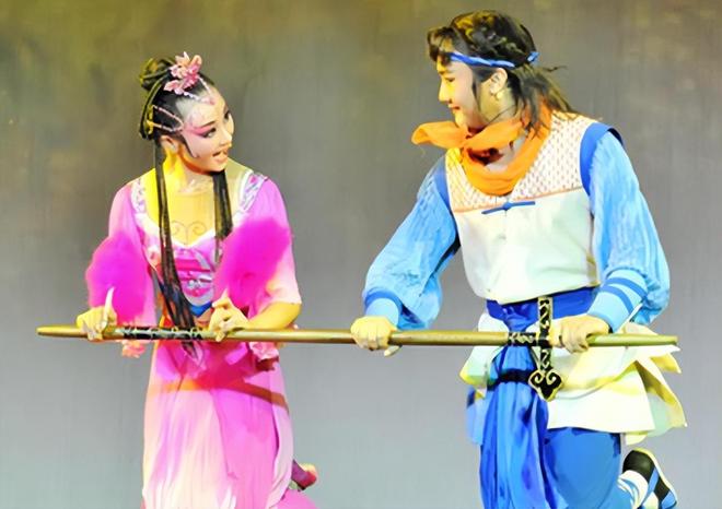 那种小视频app 快手是那种最直接的选择