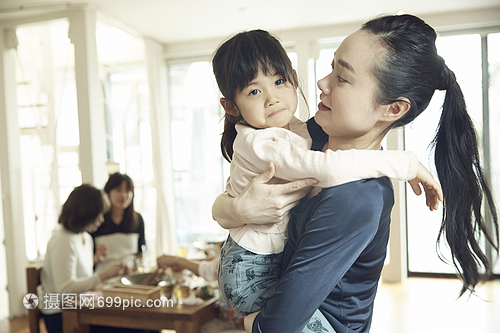 166run吃瓜不打烊 部分小众明星资讯覆盖不全