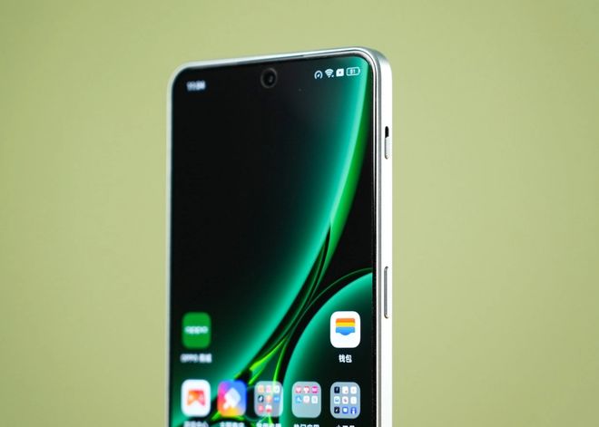 无 限 臀 山 +一 区