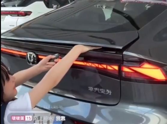 亚洲色精品vr一区区三区