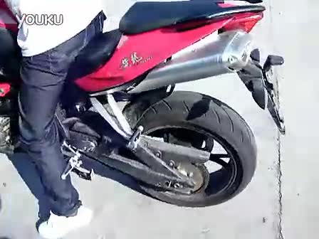 未亡人作品 “孤寂”等概念深度绑定