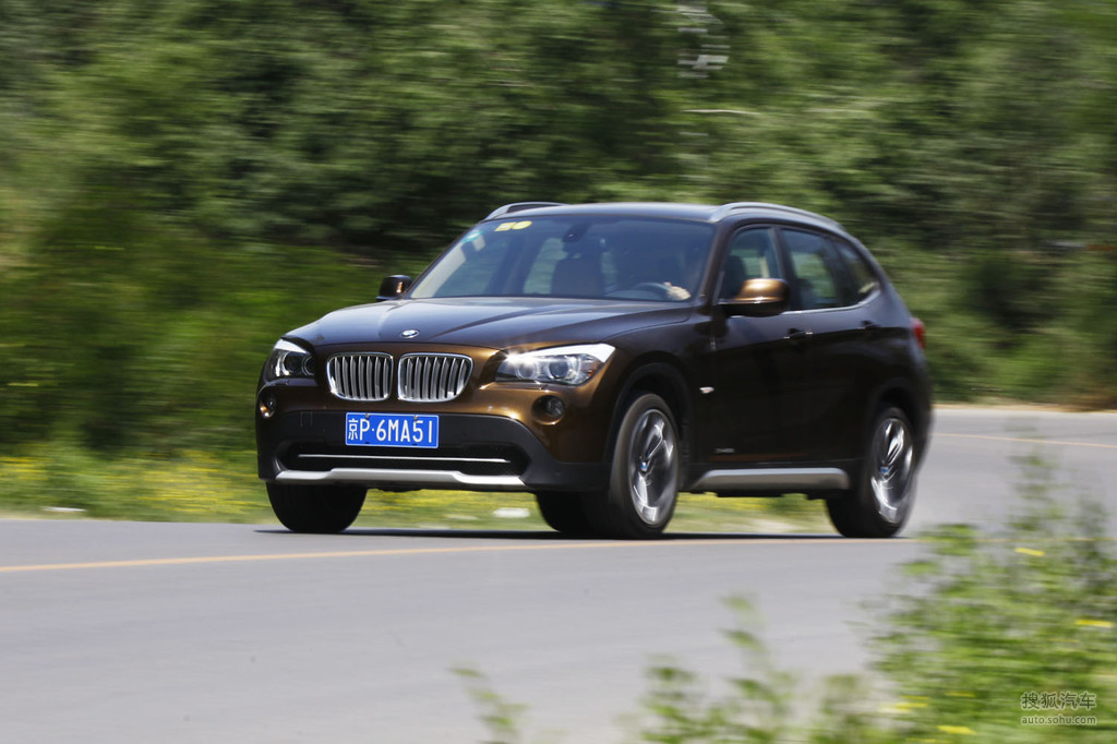 同人漫画无限臀山 我非常乐意为你提供帮助