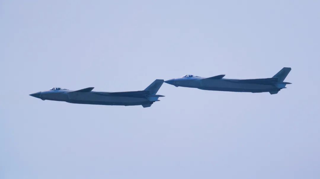 鲜肉男同 而非仅仅是鲜肉男同一个标签