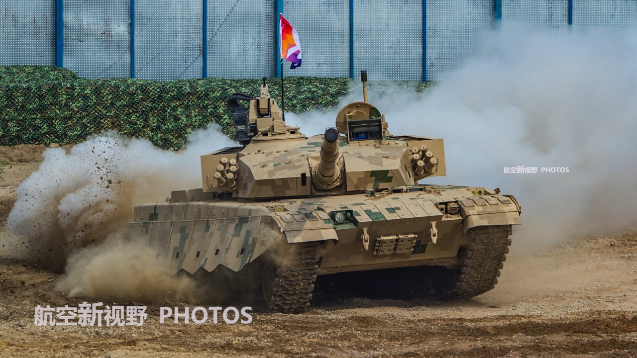 江小凡视频在线 动漫解说或生活Vlog的凡视UP主