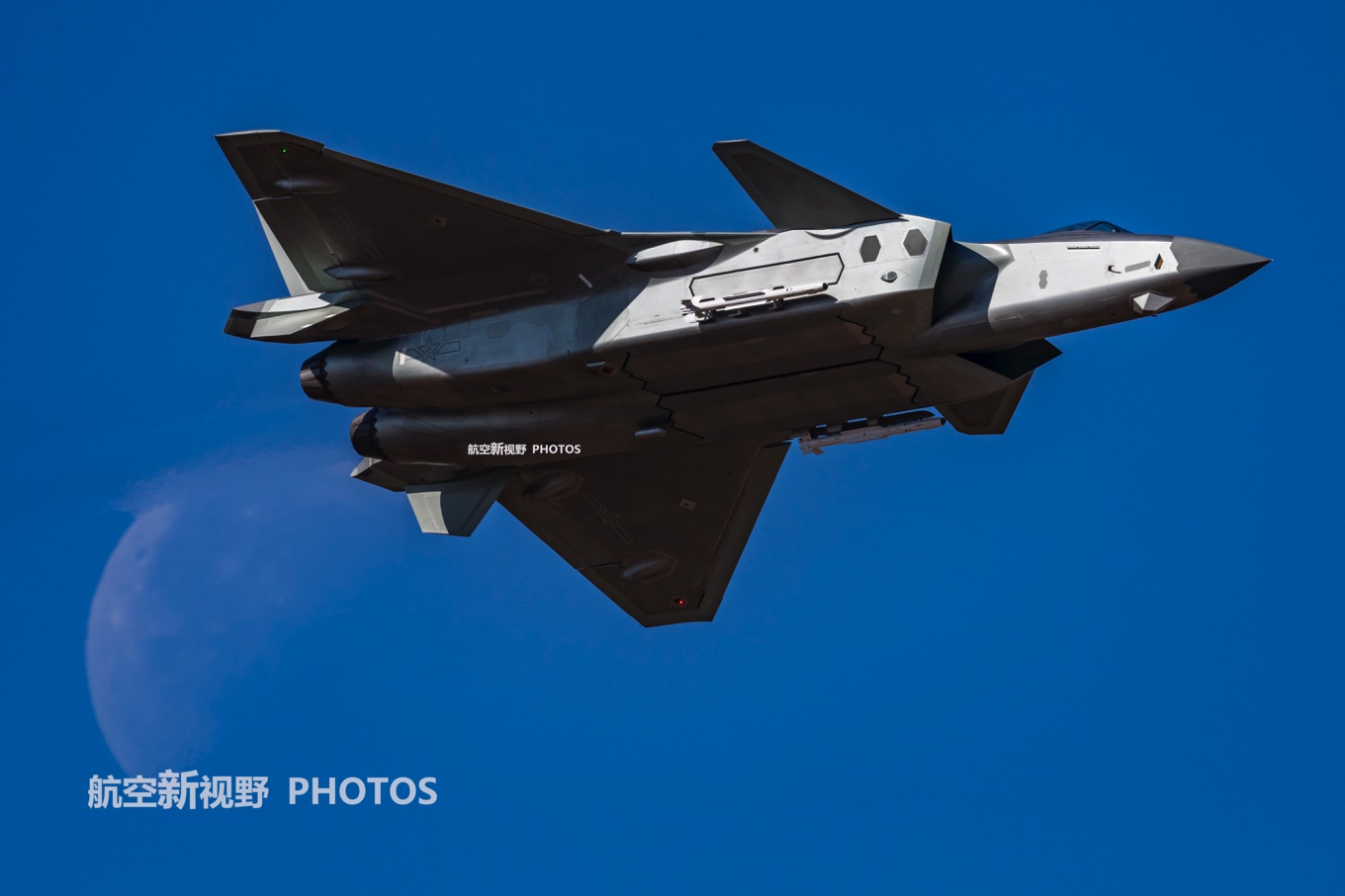 为什么到最里面越想叫声音 越想音声音能传出去求救