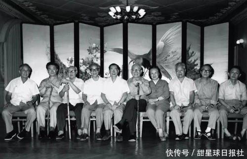 国产精品一区二区暴白浆