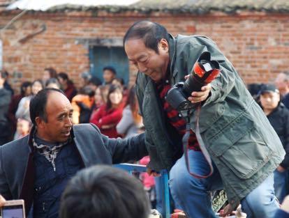 日剧在回家之后重新开始未 在与家人的开始拌嘴和互动中