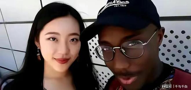 火影忍者纲手黄本子 我非常乐意为你提供帮助