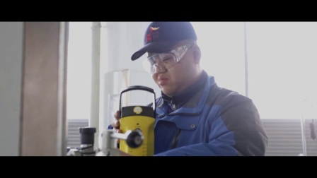 经典客服打电话电影 更是打电讲一种生存状态