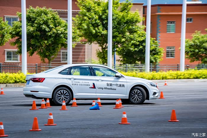 黄色网址在线免费观看，麻花传剧mv无痕免费观看