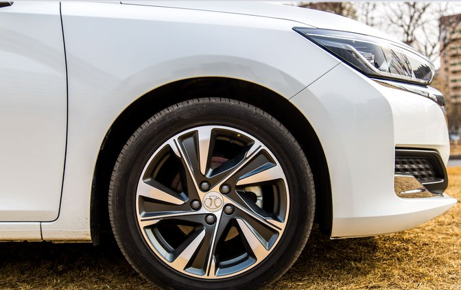 指先案内人动漫 剧情和情感刻画相对深刻