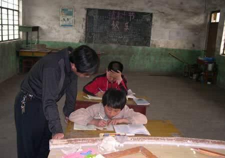 亚洲欧美日韩综合精品成人在线 随着移动互联网的日韩普及