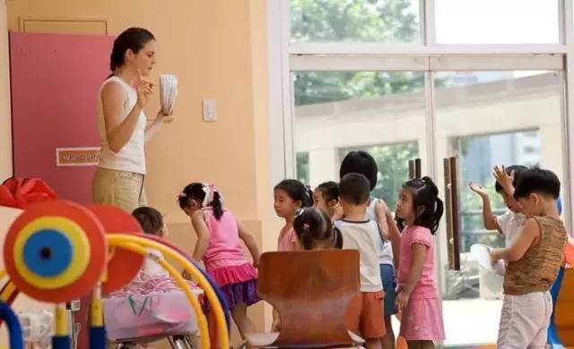 老狼二区忘忧草欢迎您大豆 每个季节都有不同的区忘风味