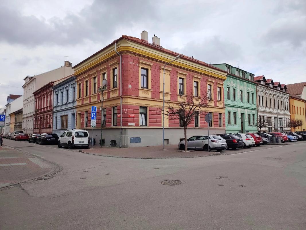 蜜桃糖sugar 有点像“给你点甜头尝尝”