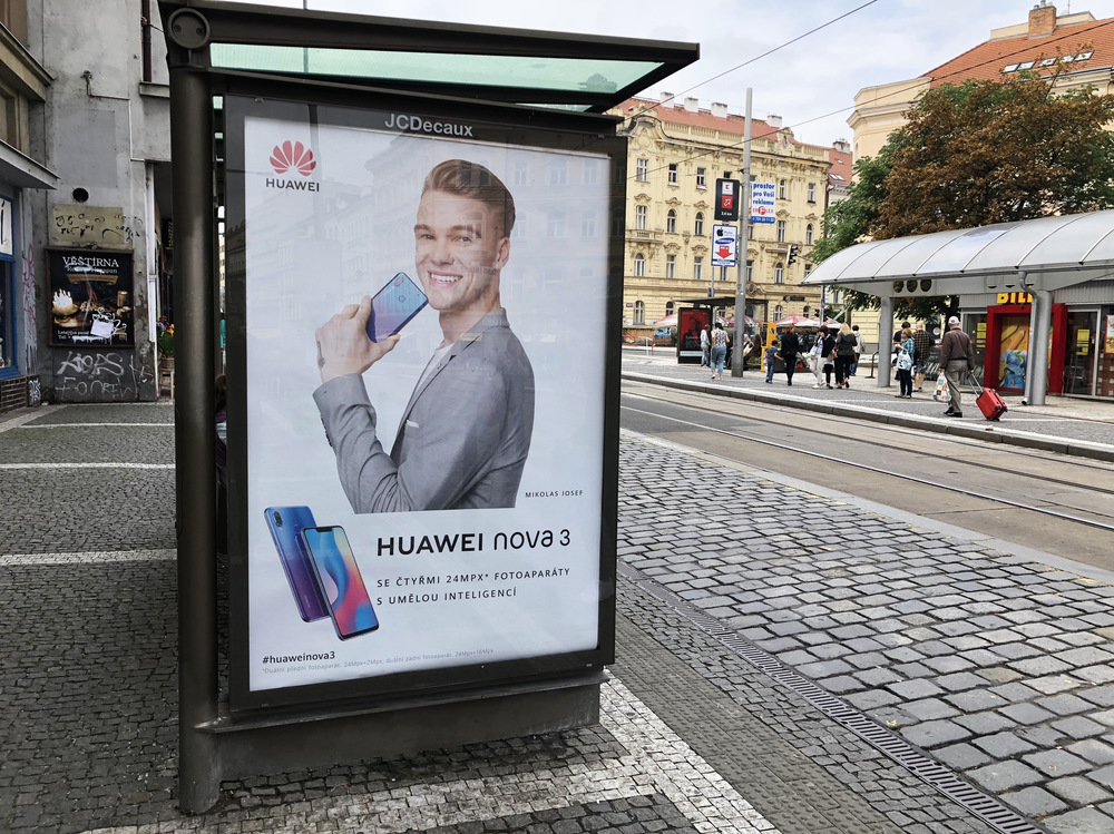 草比视频 草比视频请提供更多背景信息