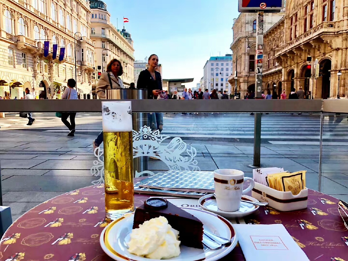 里番全彩动漫网