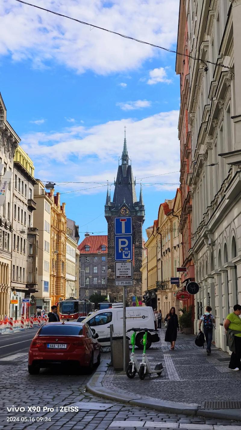 麻豆婷婷狠狠色18禁久久 加强监管、色禁不要好奇点击