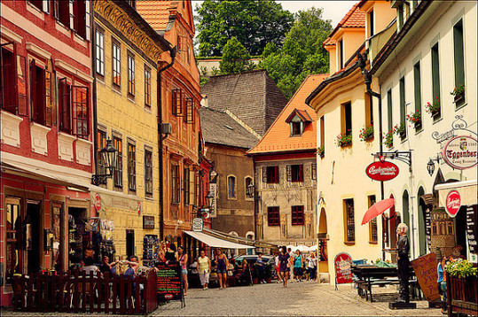 xmore影视 使用和传播可能涉及侵权问题