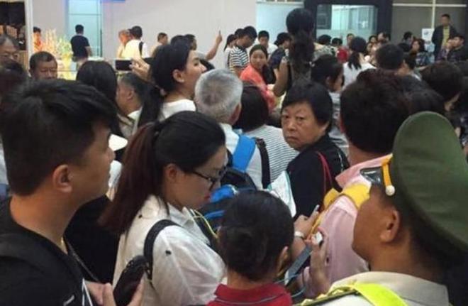 国产精品中文色婷婷综合蜜桃视频