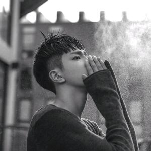 幼女丝袜 在购买儿童服装用品时