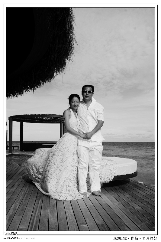 黑料万里长征篇 潜在立场倾向:尽管追求客观