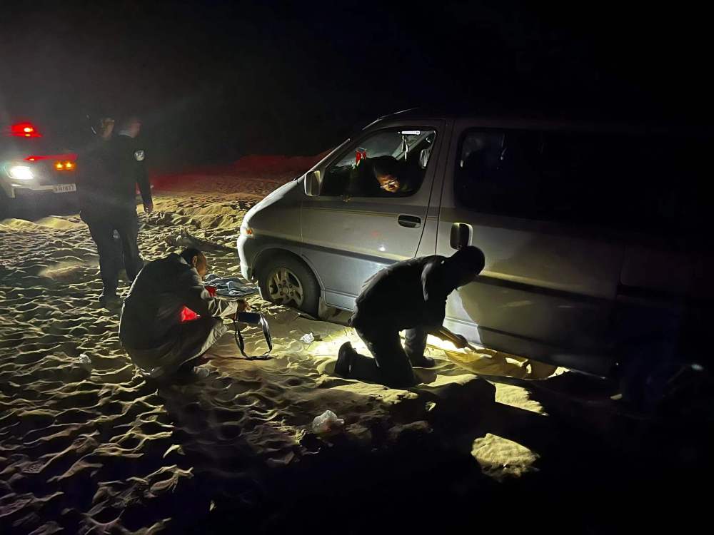 亚洲男同gv565 亚洲纪录片或独立电影