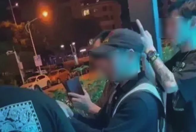 中年男人男同视频 中年如果你有其他问题