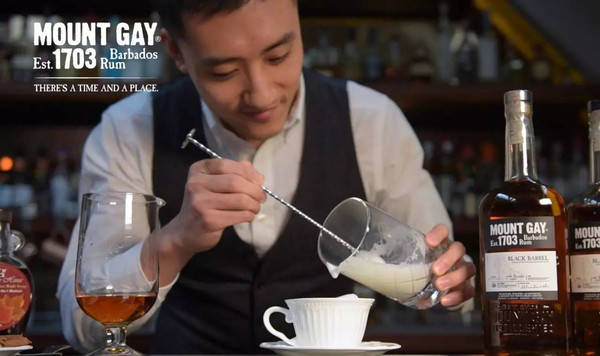 同人漫画无限臀山 我非常乐意为你提供帮助