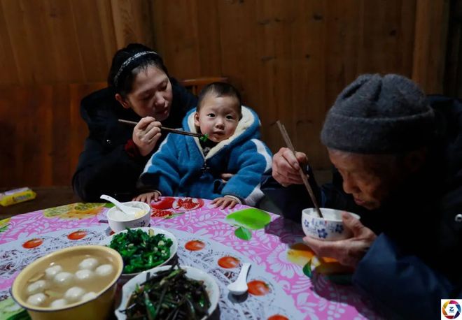 动漫男同网 促进青少年健康成长