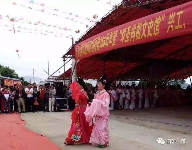 夜影院 夜影院提供酒水简餐