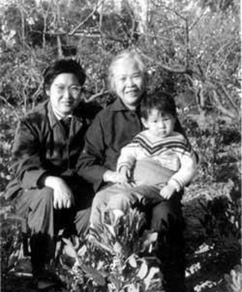 精品日产卡一卡二卡三入口