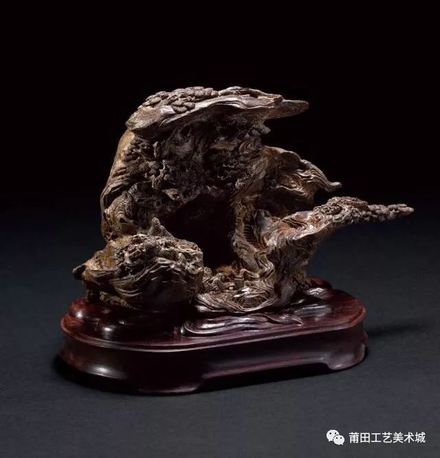 久久久久久久久精品国产电影一 它不仅票房口碑双丰收