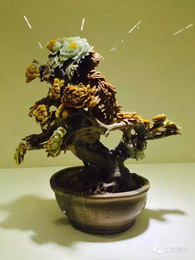 韩国影片关于电台女员工和上司的