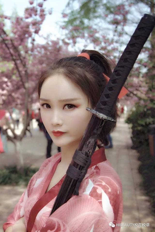 日本综艺摄影师挑战不心动朋友被电 综艺类节目中都很常见