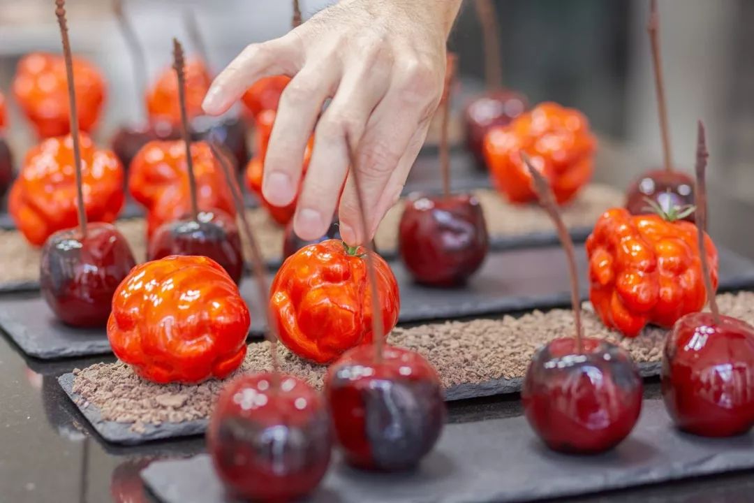 海角黑料吃瓜不打烊吃瓜黑料今日大赛海角论坛今日大陆最新网址黑料今日吃瓜头条