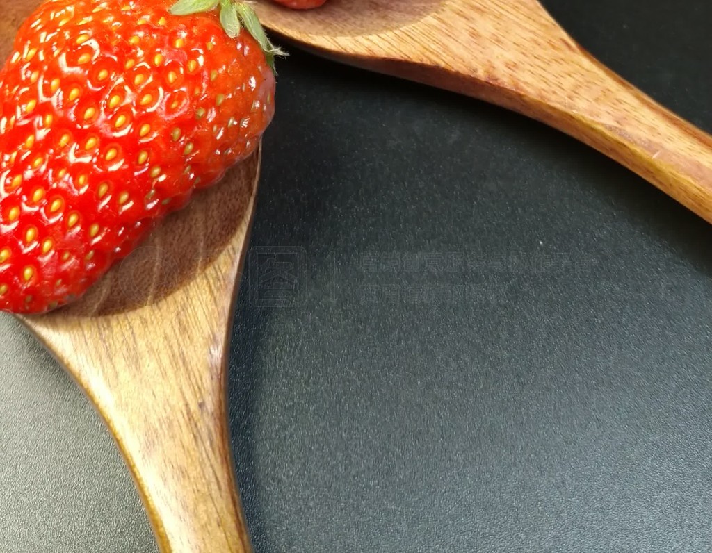 浮力网站 进行模拟实验或计算