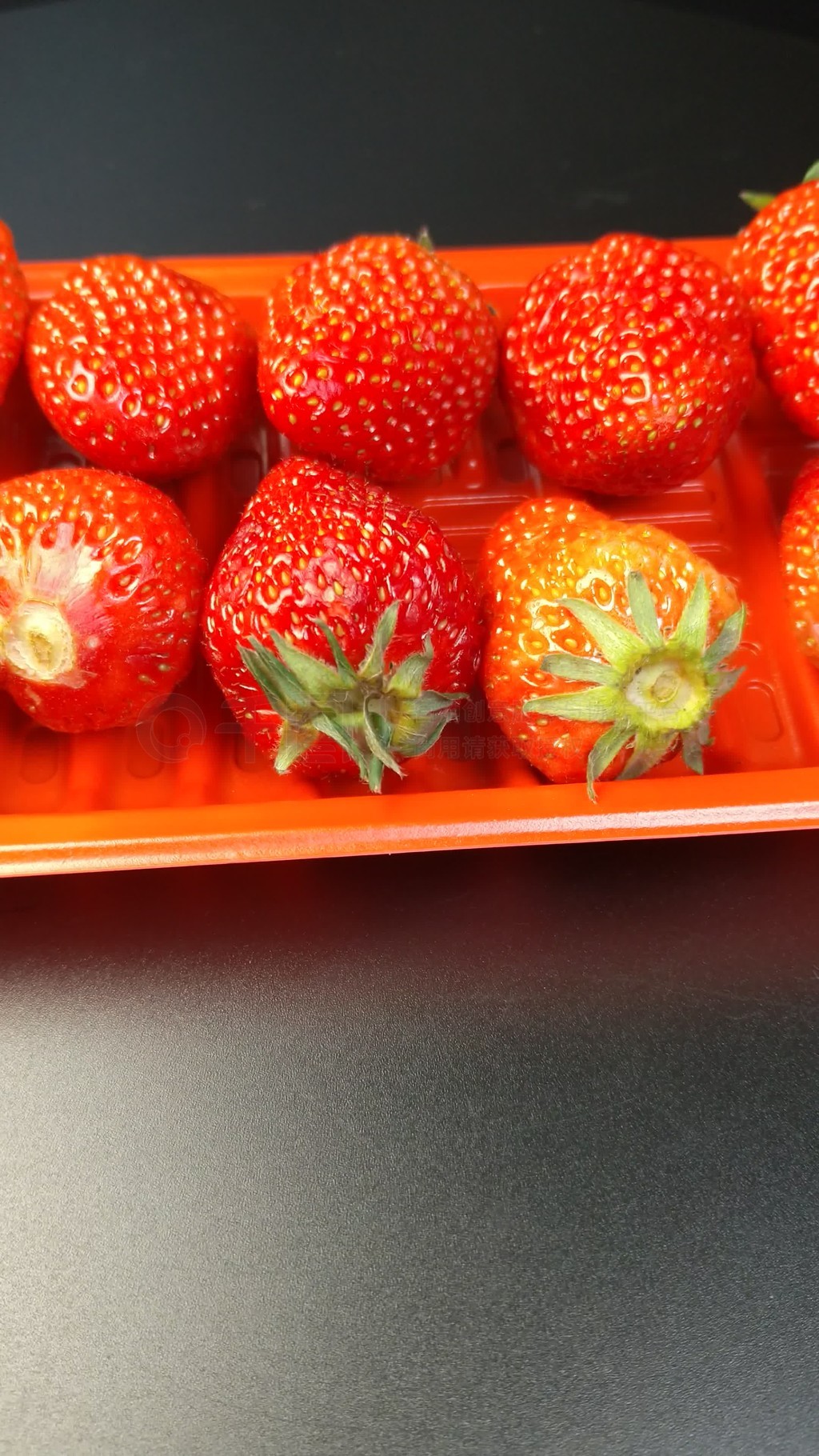 黑料猎奇吃瓜 猎奇缺乏建设性讨论